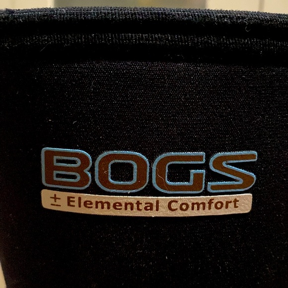 BOGS: Waterproof and weather resistant Slip-Ons; very GOOD condition..! - Picture 10 of 12